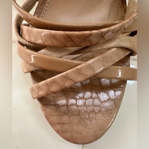 Never used!!! Steve Madden tan snake skin pattern stiletto heels! 4 inch heels! - Picture 6 of 8